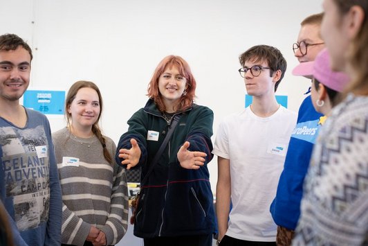 Der Alternativtext wird in Kürze eingefügt