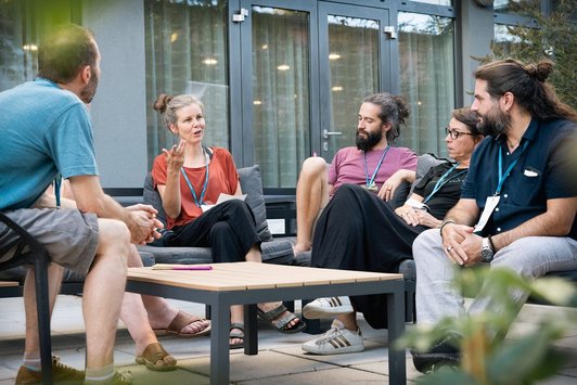 Der Alternativtext wird in Kürze eingefügt